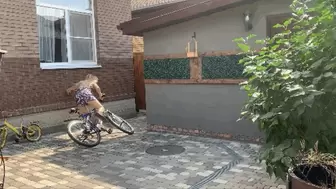 Fucking bike 2