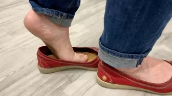 Dipping Shoeplay in Red Flats Shopping for Curtains and Tiles - Part 1