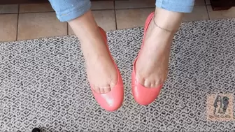 (289) Shoejob in Pink Rubber Flats (1080p, MP4)