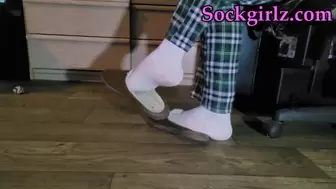Shoeplaying roommate showing filthy socks while dipping out of clogs SD