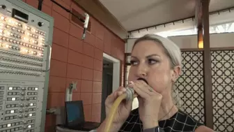 Sydney Tests Her Blowing Pressure (MP4 - 1080p)