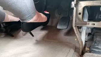 Driving In My Sexy 5inch Black Patent Leather Peeptoe Pumps
