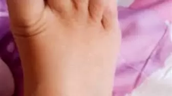 Lady Nina Birch - Pedicured Toes Fetish Wiggle
