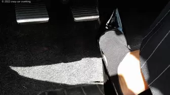 "I´ll be able to drive today?" ( pedal view )