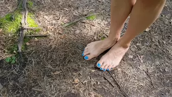 Forest barefoot fairy!