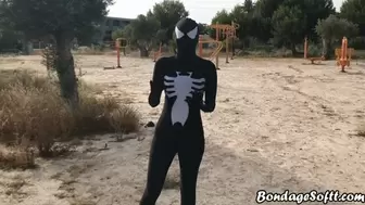 Venom Girl walking