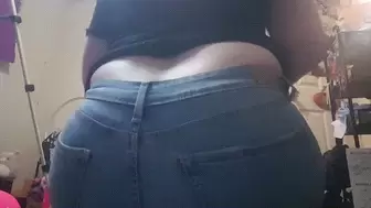 Ass Tease :: Jeans No Belt