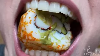 Sushi close-up chewing full HD mp4