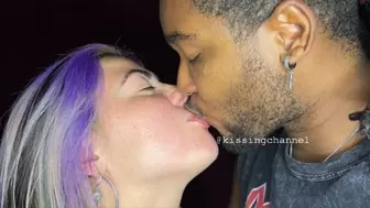 Brannigan and Tabitha Kissing Video 5 - WMV