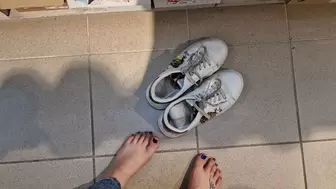 Dirty sweaty feet for sneakers to try 4K avi