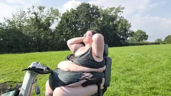 SSBBW RIDES MOBILITY SCOOTER IMMOBILITY IMMINENT JIGGLY BELLY