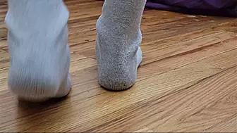 Your Sexy Teen Step-Sister Teases You In Long Grey Socks - PART 2 (SD 720p MP4)