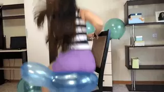 Elastic balls explode on the ass