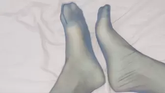 Pantyhose stocking nylon fetish feet legs vintage blue blu