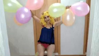 Darina pops balloons with an elastic ass