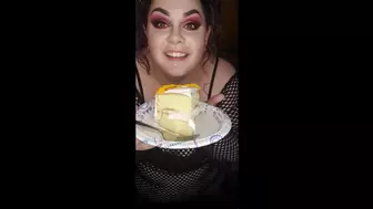 Messy Cake Pig