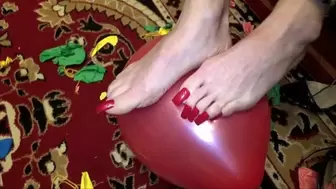 balloon scratching and popping with long red toenails and high heels - full clip - (1280x720*mp4)