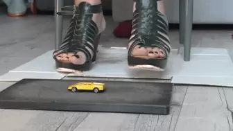 Italian girlfriend - Giantess toy car crush fetish in wedges sandals