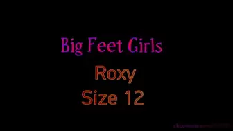 Roxy foot-domination with her big size 12s