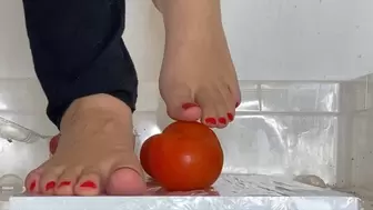 Barefoot crush tomatoes Ashley