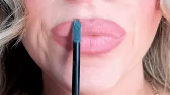Green Lipstick Lip Sniffing (HD) WMV