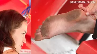 Dirty feet and soles in the air - Video update 13195 HD