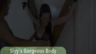 Slyy's Gorgeous Body (Small)