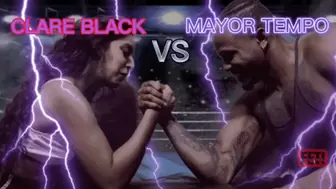 Feti Arm Wrestle - Claire Black Vs Mayor Tempo