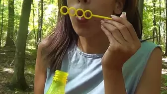 Odette - Blowing Bubbles in Handcuffs (Mpeg)