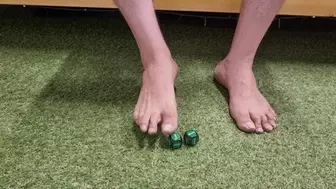 Barefoot Dice Play Ball Crush Simulation 2