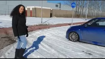 Lysa Revving in Snow