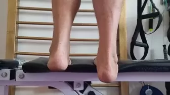 Chris Barefoot Gym Workout Calf Training 1