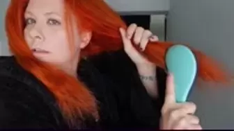 Brushing Long red hair WMV 1080