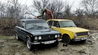 My Marathon Video (bouching and shaking two old car)
