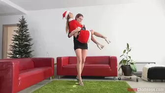 Carry Challenge - Adelle Unicorn & Julie - Christmas lift and carry (MOBILE)