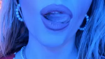 Lip Smelling Blue Light (HD) WMV