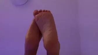 POV; Taylor Shoves Her Bare Feet in Your Face