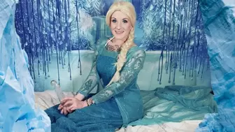 Queen Elsa Stuffing Ice Cubes