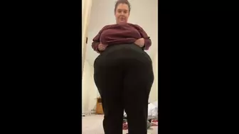 BBW Belly Bounce While Walking