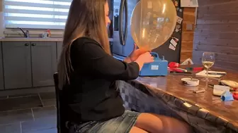 2 balloons, 2 unexpected pop!