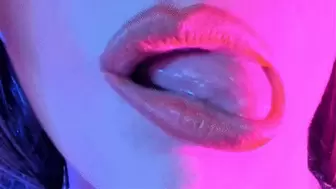 Lipstick and Lip Licks (HD) WMV