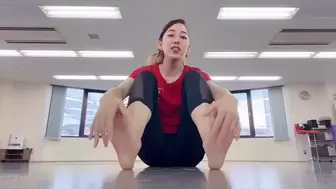 Dancer damaged feet SHOW asian toe pointing excercise PART 2