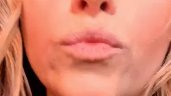 Red Lipstick Makeup Lip Sniff (HD) WMV