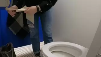 Farty toilet in the mall while christmas shopping