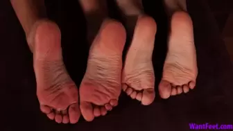 Wrinkly Soles Feet - HD MP4