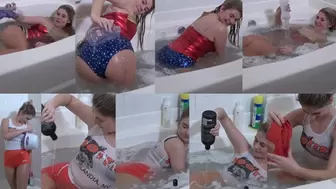 Holly Bathtub Bubbles Combo HD