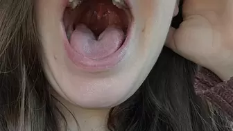 Vore Mouth, Throat & Eats you!!