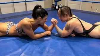 KO vs Bianca ArmWrestle