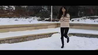 YT1842 The Correct Way To Play Snow Fight