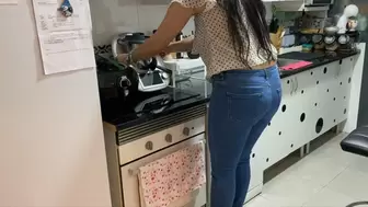 milf pisses on herself in the kitchen